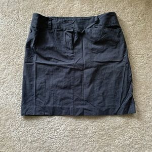 Gray black stripped skirt - great condition